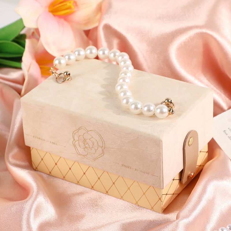 Exquisite Pearl Portable Gift Box Wedding Niche Light Luxury Wedding Candy Box Valentine'S Day And Chinese Valentine'S Day Gift Box Empty Box - Image 1